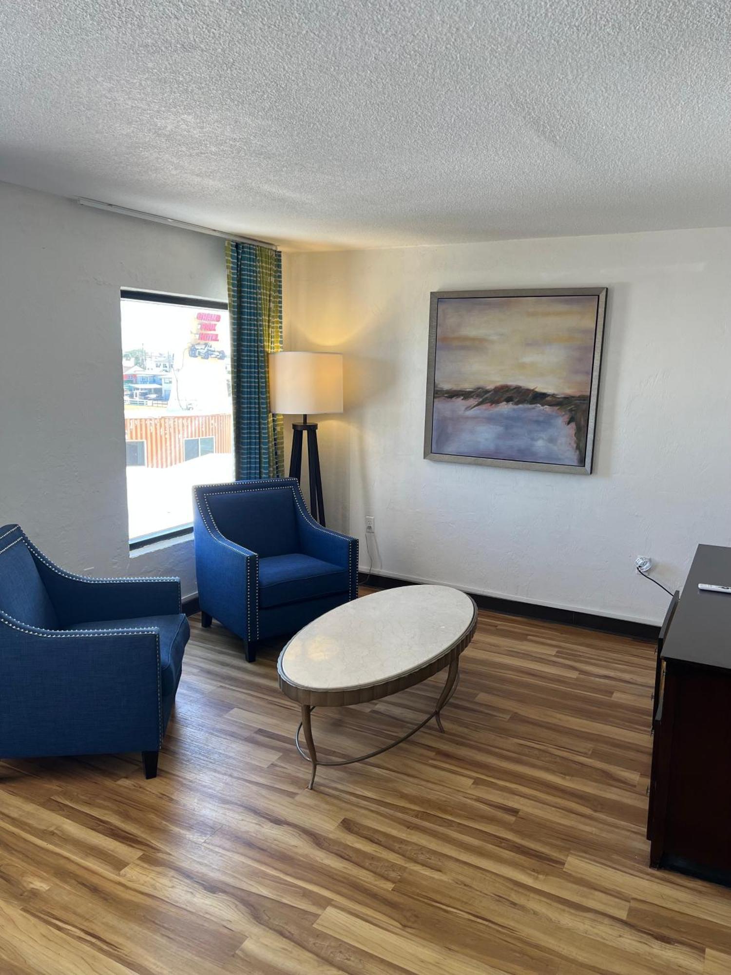 Flamingo Inn Beachfront - Дейтона-Бич Экстерьер фото
