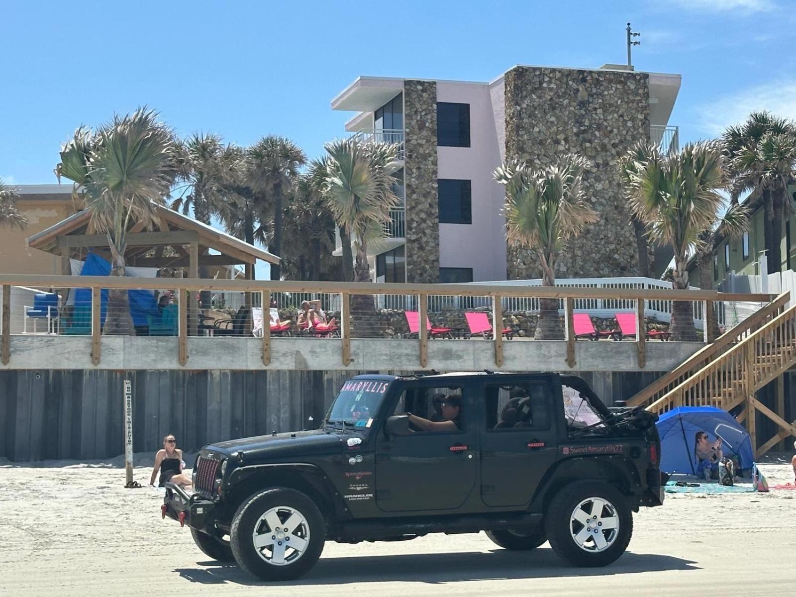 Flamingo Inn Beachfront - Дейтона-Бич Экстерьер фото